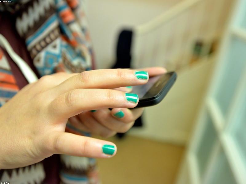 Tap-to-Connect feature